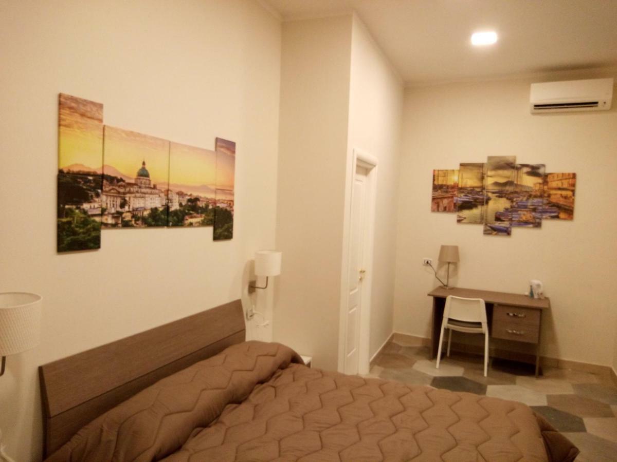 נאפולי B&B La Dimora Del Conte מראה חיצוני תמונה
