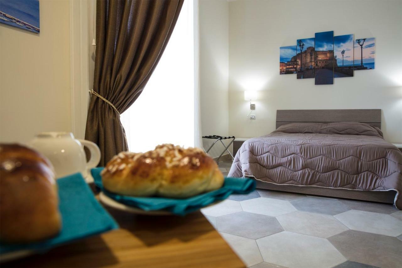 נאפולי B&B La Dimora Del Conte מראה חיצוני תמונה