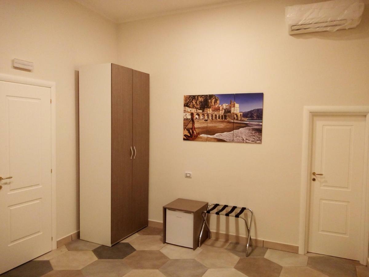 נאפולי B&B La Dimora Del Conte מראה חיצוני תמונה