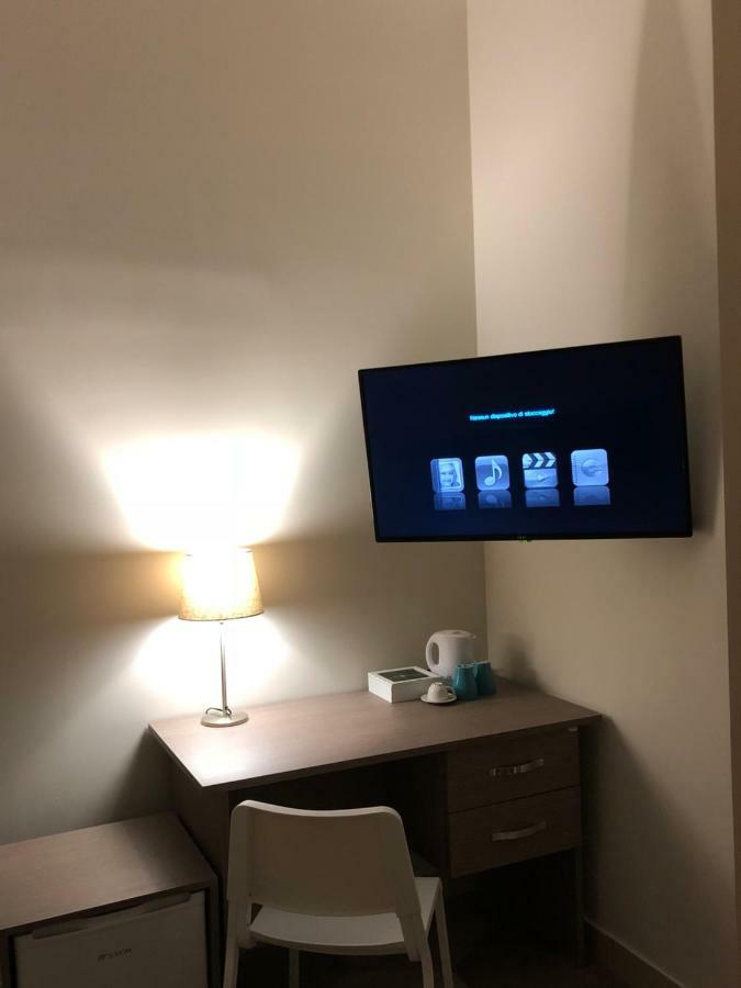 נאפולי B&B La Dimora Del Conte מראה חיצוני תמונה