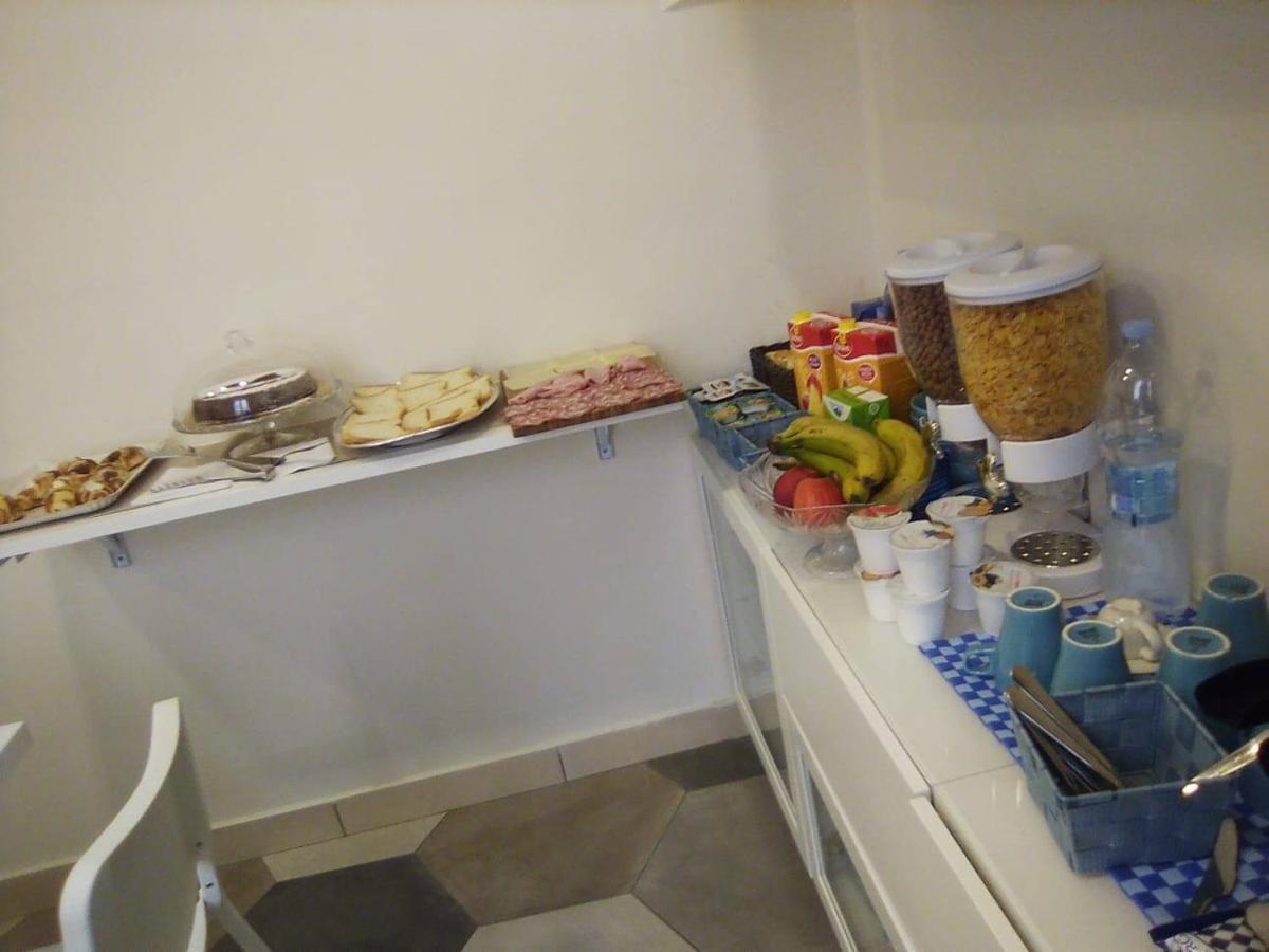נאפולי B&B La Dimora Del Conte מראה חיצוני תמונה